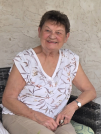 Andreychuk, Dona Mae
