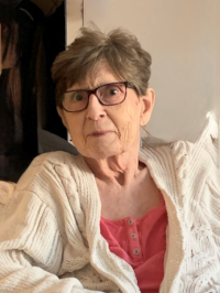 Koraca, Glennys Allan