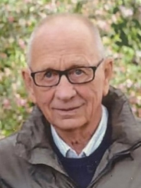 Leakey, Raymond